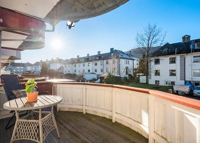 Апартаменты With 2 Bedrooms And Balcony Берген