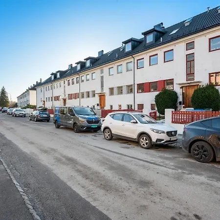 Apartament With 2 Bedrooms And Balcony