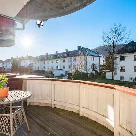 Apartament With 2 Bedrooms And Balcony Bergen