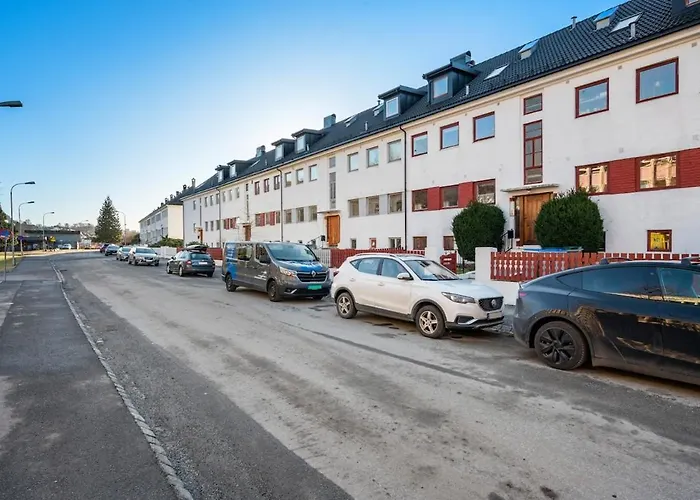 Διαμέρισμα With 2 Bedrooms And Balcony