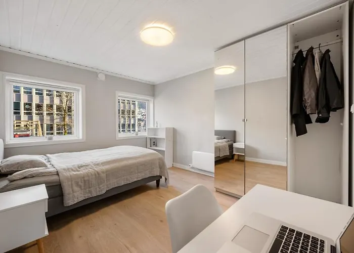 Διαμέρισμα With 2 Bedrooms And Balcony *